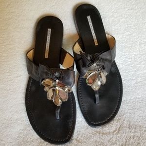 Vera Wang Sz 6.5 black leather sandals